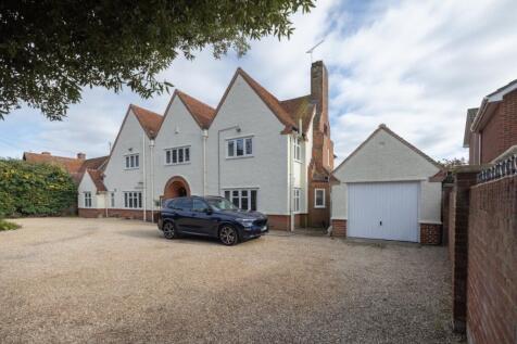 Rushmere Road, Ipswich, IP4 6 bed detached house for sale