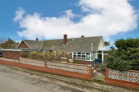 6 bedroom detached bungalow for sale