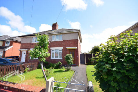 Cudworth Road, Lytham St. Annes... 2 bed semi