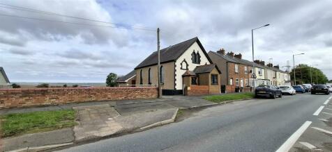 Detached house for sale