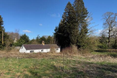 Denbigh Road 1 bed cottage for sale