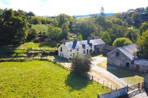 Rhosygwalia, Bala 3 bed character property for sale