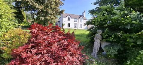 4 bedroom property for sale