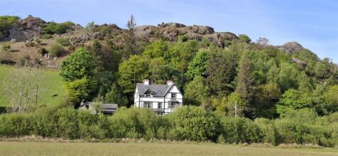 8 bedroom detached house for sale