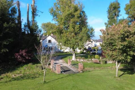 Lower Denbigh Road, St. Asaph 5 bed property for sale