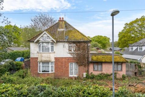 Cedar Drive, Wimborne, Dorset, BH21 3 bed detached house for sale