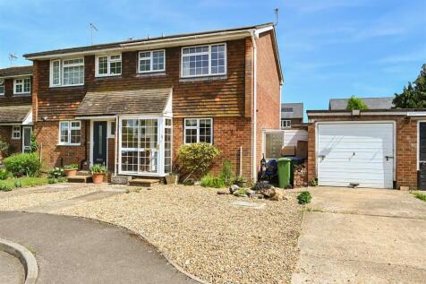 Barn End, Henfield 2 bed end of terrace house for sale