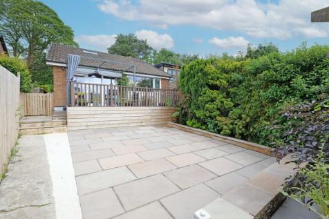2 bedroom semi-detached bungalow for sale