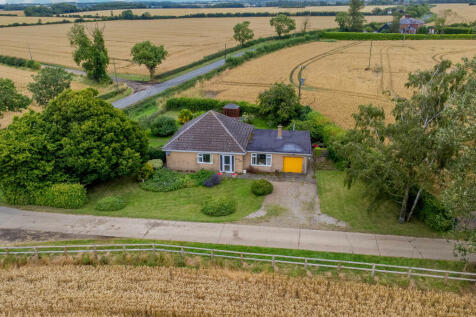 3 bedroom detached bungalow for sale