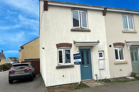 2 bedroom end of terrace house for sale