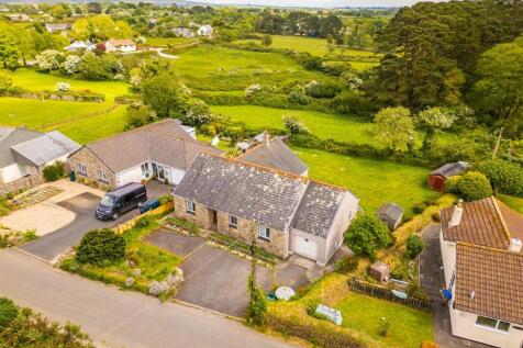 Carleen, Carleen TR13 4 bed detached bungalow for sale