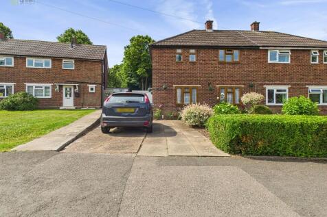 Hilltop Avenue, Tamworth B79 3 bed semi