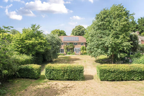 5 bedroom house for sale