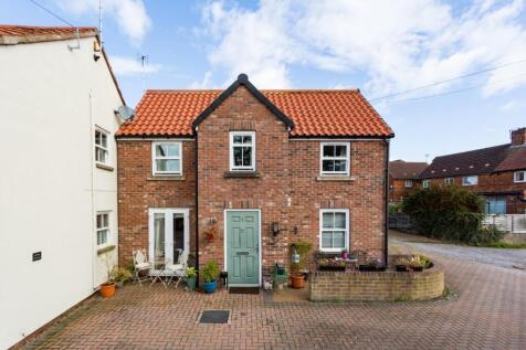 Cowling Court, Easingwold 2 bed detached house for sale