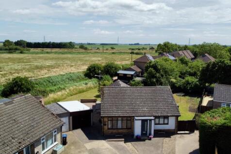 Willow Court, Littleport, Ely... 4 bed detached bungalow for sale