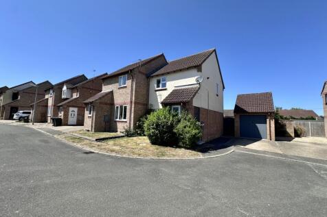 Kingsmead Court, Littleport, Ely... 2 bed semi