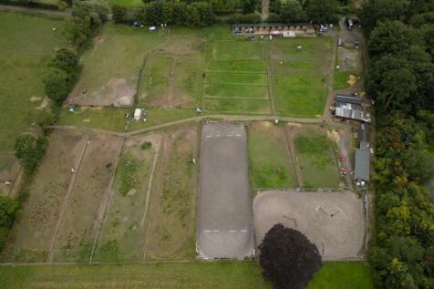 Bolton Lane, Wilberfoss, York 3 bed equestrian property for sale