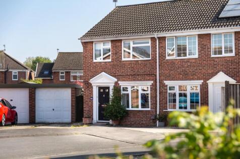 Bellmans Croft, Copmanthorpe, York 3 bed semi