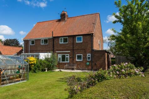 Skipwith Road, Escrick, York 3 bed semi