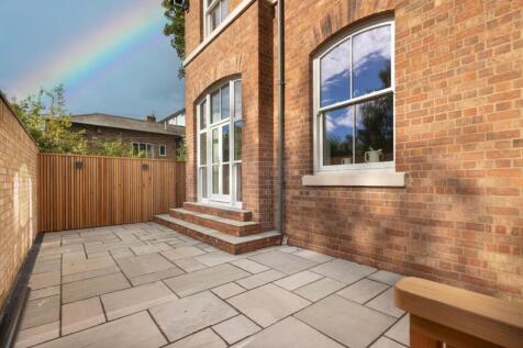 Beverley House, Beverley Court... 3 bed apartment for sale