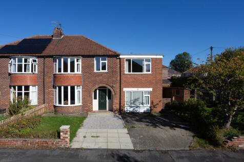 5 bedroom semi-detached house for sale