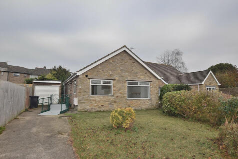 2 bedroom detached bungalow for sale