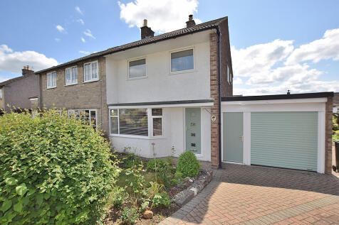 White Canons Court, Richmond 2 bed semi