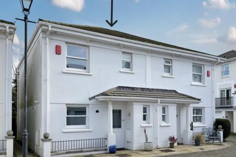 Manor Court, Seaton, Devon, EX12 3 bed semi