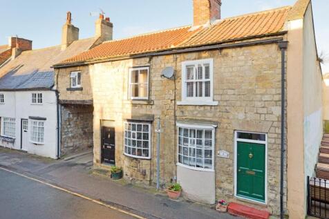 Finkle Street, Knaresborough 3 bed end of terrace house for sale