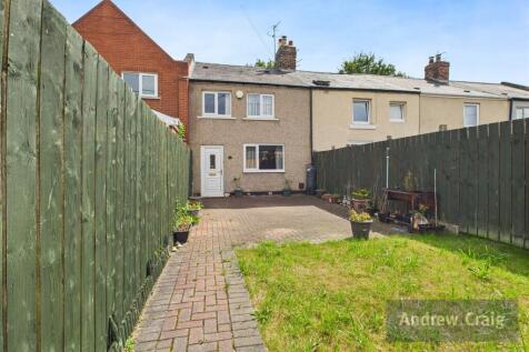 Wells Street, Boldon Colliery 3 bed terraced house for sale