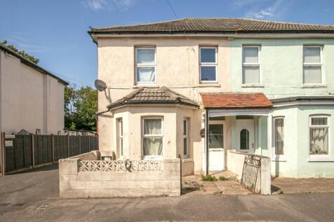 Capstone Place, Springbourne 3 bed semi