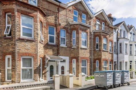 St Michaels Road, West Cliff 1 bed flat for sale