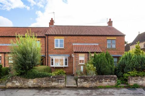 Church Mews, Boroughbridge 2 bed terraced house for sale
