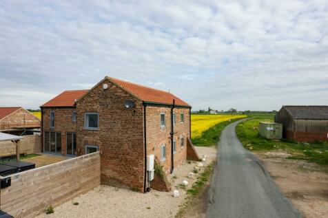 4 bedroom barn conversion for sale