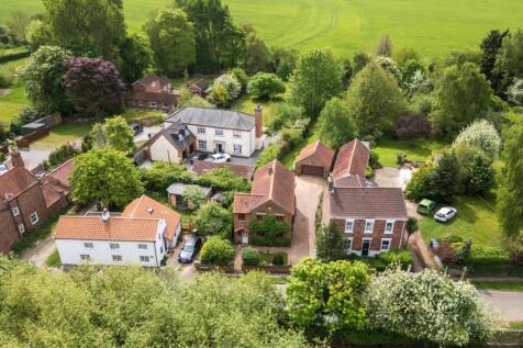 Turnham Lane, Cliffe, Selby 4 bed detached house for sale