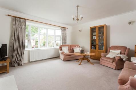 Holray Park, Carlton, Goole 3 bed detached bungalow for sale