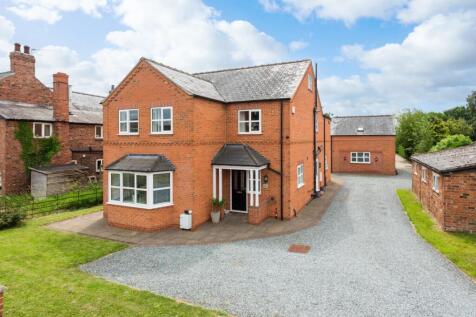 5 bedroom detached house for sale