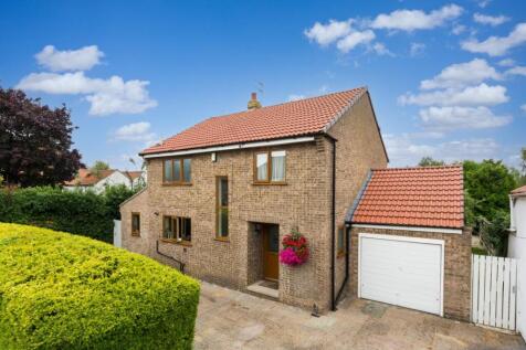 Main Street, Hemingbrough 3 bed detached house for sale