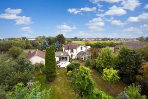 Field Lane, Gowdall, Goole 4 bed detached house for sale