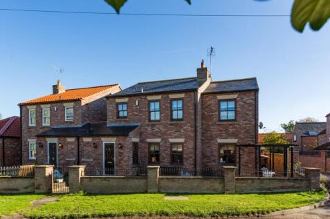 1 The Poachers, Breighton, Selby 4 bed semi