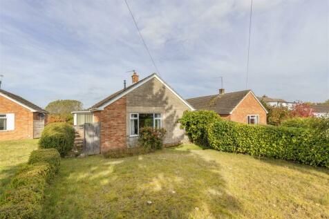 3 bedroom semi-detached bungalow for sale