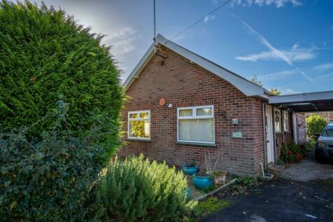 3 bedroom detached bungalow for sale