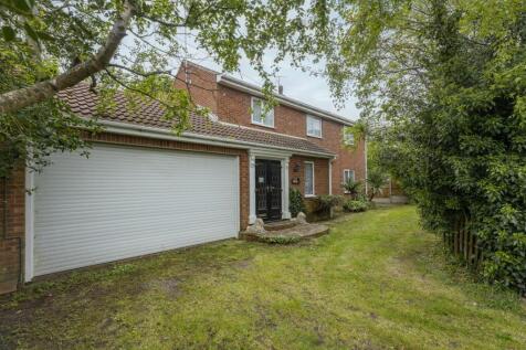 Coastguard Lane, Lowestoft NR33 2 bed detached house for sale
