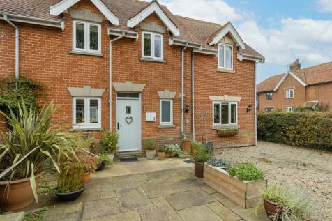 White House Farm Cottages, Spexhall IP19 3 bed semi