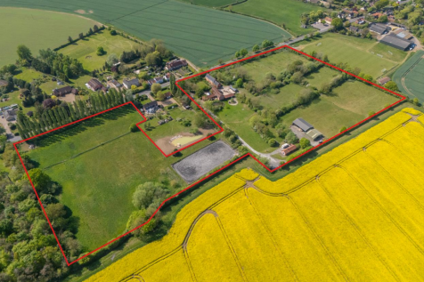 6 bedroom detached house for sale