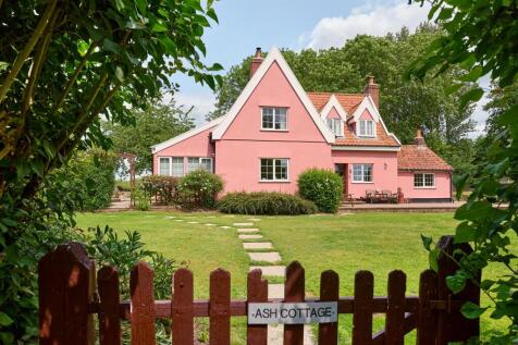 Brick Kiln Lane, Diss IP22 4 bed detached house for sale