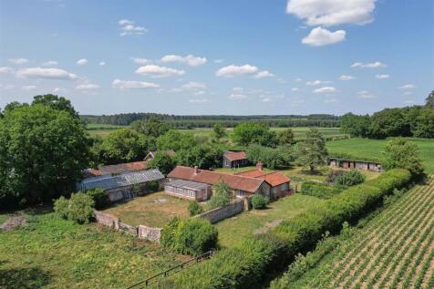 5 bedroom barn conversion for sale