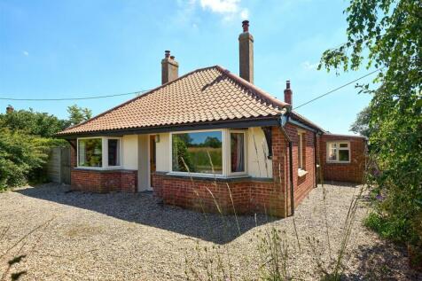 Bush Green, Diss IP21 3 bed detached bungalow for sale
