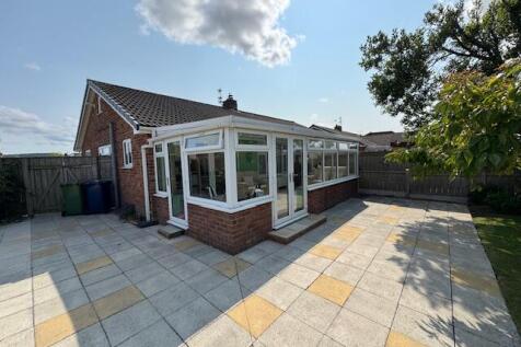 1 bedroom semi-detached bungalow for sale