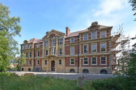 Honey Hill, Suffolk 3 bed flat for sale